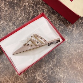 Valentino Fashion Rivet Pointed Pink High Heel Sandals For Women 