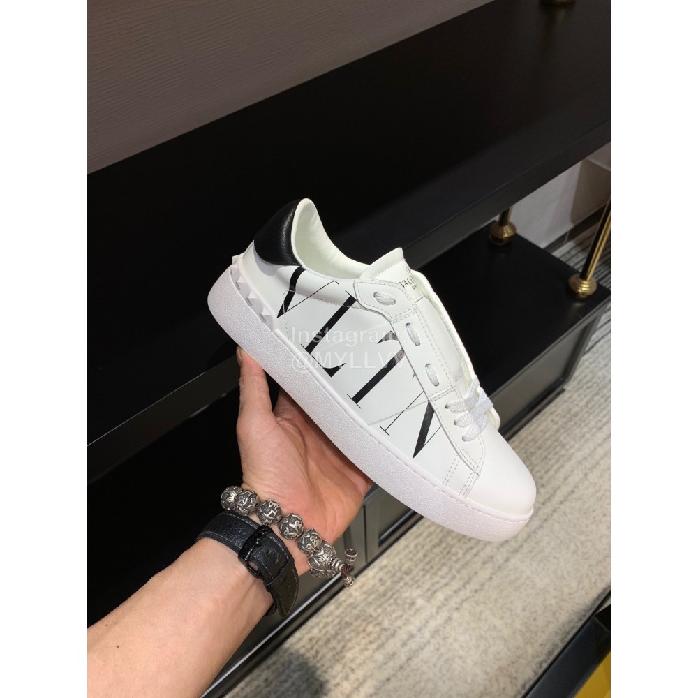Valentino Simple Letter Print Casual Shoes White