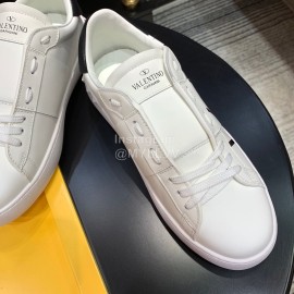 Valentino Simple Letter Print Casual Shoes White