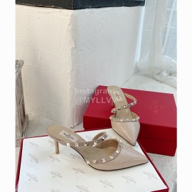Valentino Fashion Cow Patent Leather Pointed High Heel Sandals Apricot