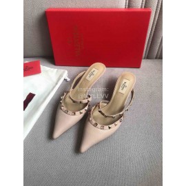 Valentino Classic Pink Leather Rivet High Heel Sandals For Women