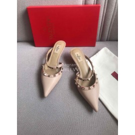 Valentino Classic Pink Leather Rivet High Heel Sandals For Women