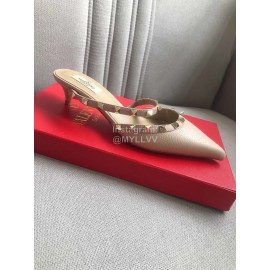 Valentino Classic Pink Leather Rivet High Heel Sandals For Women