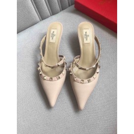 Valentino Classic Pink Leather Rivet High Heel Sandals For Women