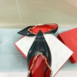 Valentino Fine Chain Pointed Leather Flat Shoes Black