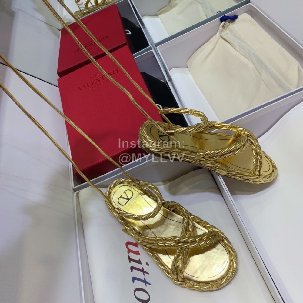Valentino New Thick Soled Leather Woven Sandals For Women Gold