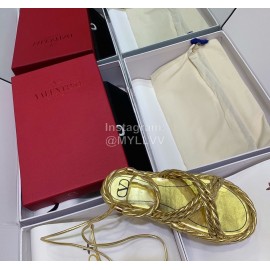 Valentino New Thick Soled Leather Woven Sandals For Women Gold