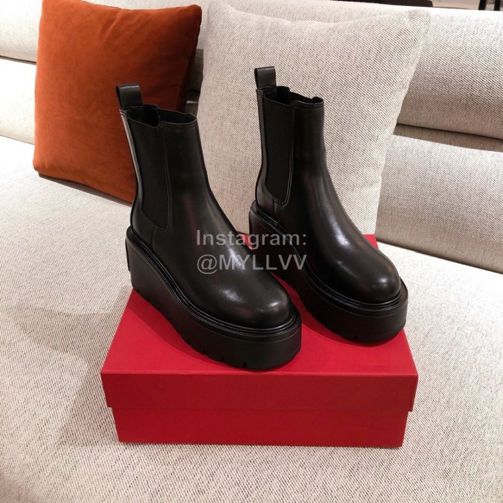 Valentino Autumn Winter New Black Leather Thick Soled Boots
