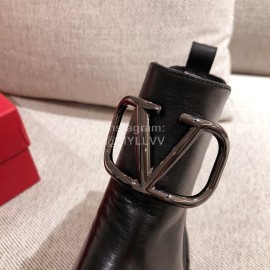 Valentino Fashion Silver V-Button Black Short Boots