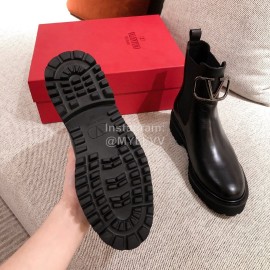 Valentino Fashion Silver V-Button Black Short Boots