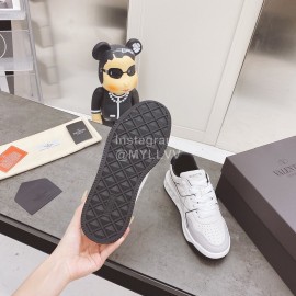 Valentino Onestud Cowhide Sneakers For Men And Women White