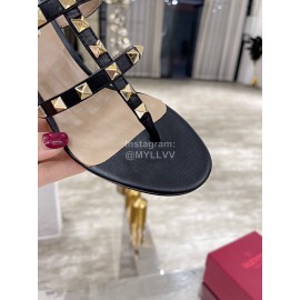 Valentino Fashion Rivet Thin High Heel Clip Toe Slippers