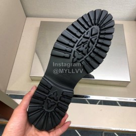 Versace Cowhide Casual Shoes For Men Black