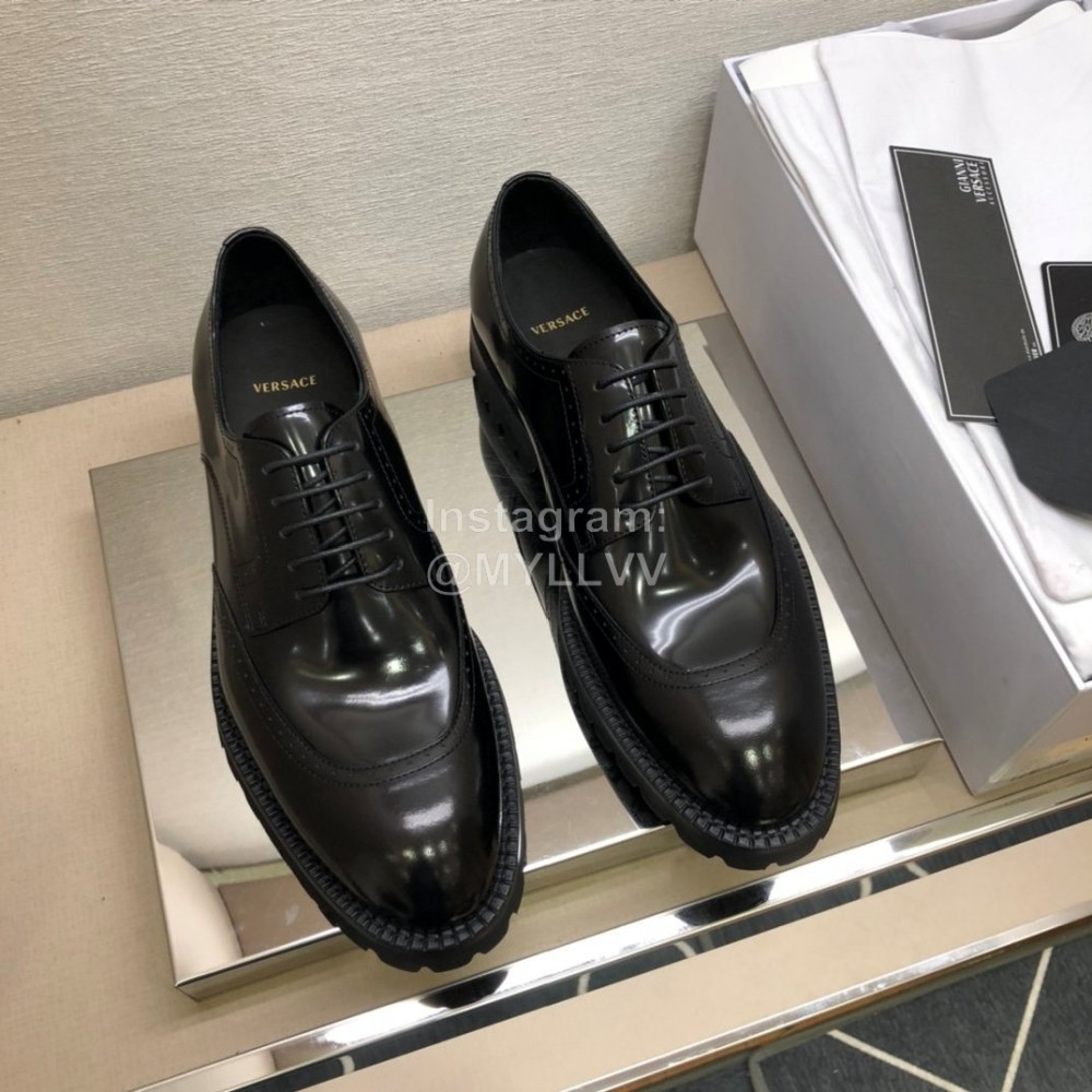 Versace Black Cowhide Casual Shoes For Men 