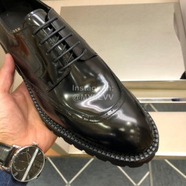 Versace Black Cowhide Casual Shoes For Men 