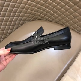 Versace New Calf Leather Business Shoes For Men Black