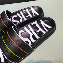 Versace Fashion Embossed Leather Slippers For Men 