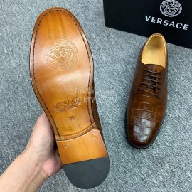 Versace New Crocodile Leather Lace Up Business Shoes For Men Brown