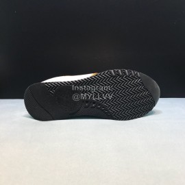 Versace Fashion Cowhide Running Shoes For Men Brown