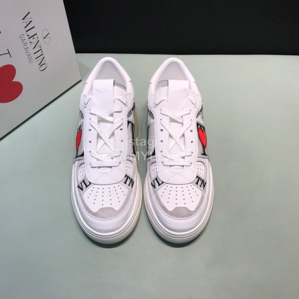Valentino Embroidery Leather Rivet Sneakers For Men And Women 