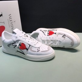 Valentino Embroidery Leather Rivet Sneakers For Men And Women 
