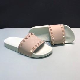 Valentino Fashion Rivet Slippers For Men And Women