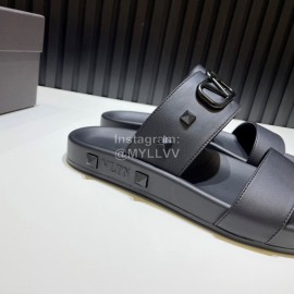 Valentino Black Calf Leather Rivet Slippers For Men