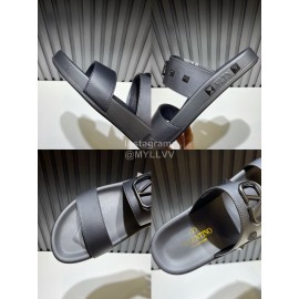 Valentino Black Calf Leather Rivet Slippers For Men