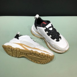 Valentino Color Matching Leather Thick Soled Sneakers For Men White