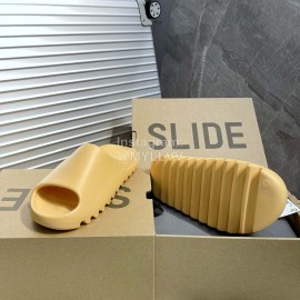 Kanye West Adidas Yeezy Slide “Bone” Slippers For Men And Women Yellow