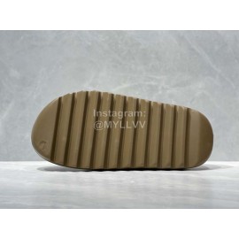Kanye West Yeezy Slide “Resin” Slippers For Men And Women Brown