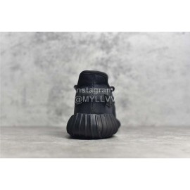 Yeezy Boost 350 V2 Mono Biack For Men And Women 