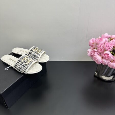 Chanel Summer Diamond Grid Embroidered Slippers