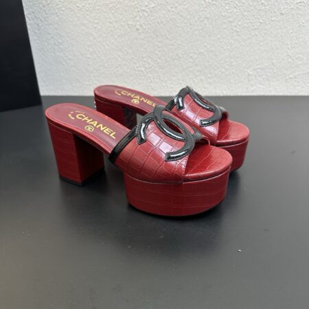 Chanel Thick Soled Waterproof Fashionable Slippers