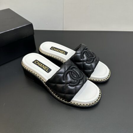 Chanel Sheepskin Chain Double C Thick Soled Slippers