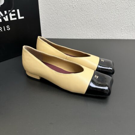 Chanel Color Blocked Square Toe Flat Shoes