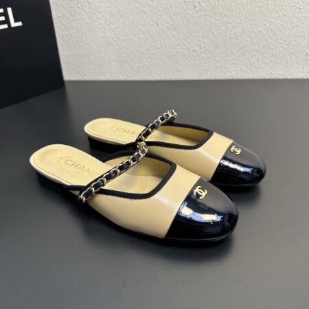 Chanel Early Spring New Chain Müller Slippers