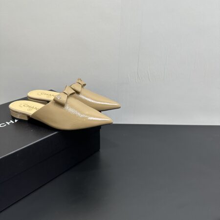 Chanel Pointed Bow Folded Cowhide Half Slippers
