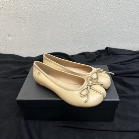 Chanel Spring And Summer Split Toe Ballet Shoes
