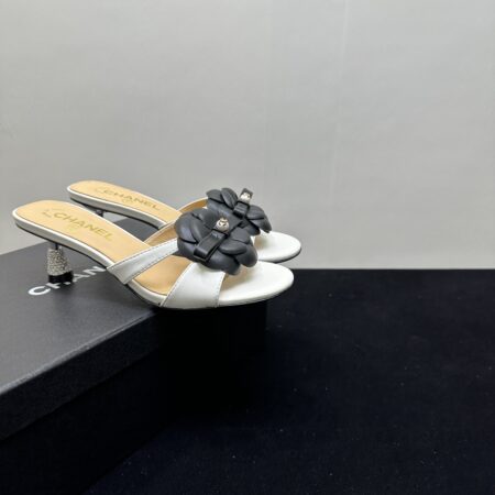 Chanel Camellia Paired With Pearl High Heeled Slippers